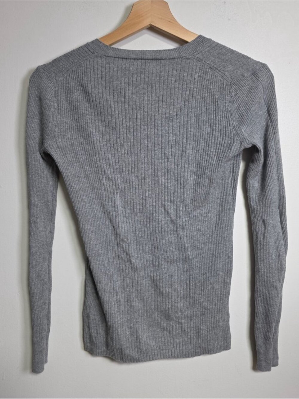 GAP Grey Ribbed Henley Sweater XS | Fitted Long Sleeve Knit Top - Picture 7 of 11